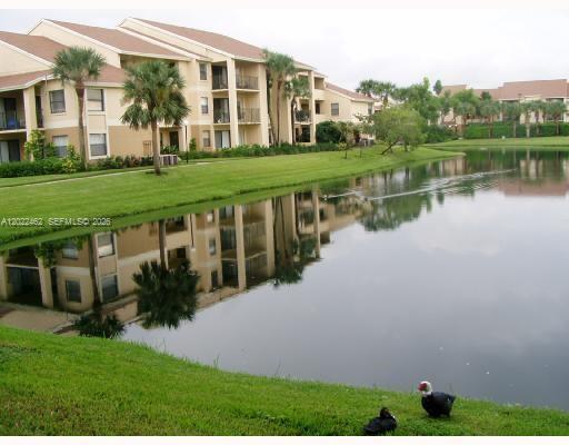 Building Photo - 9999 Summerbreeze Dr