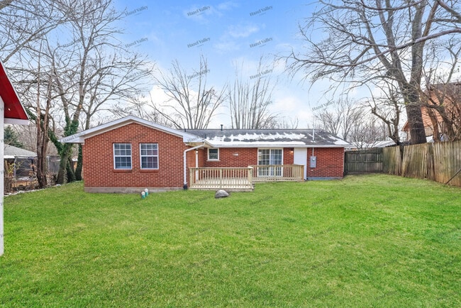 Building Photo - 705 Peach Orchard Dr