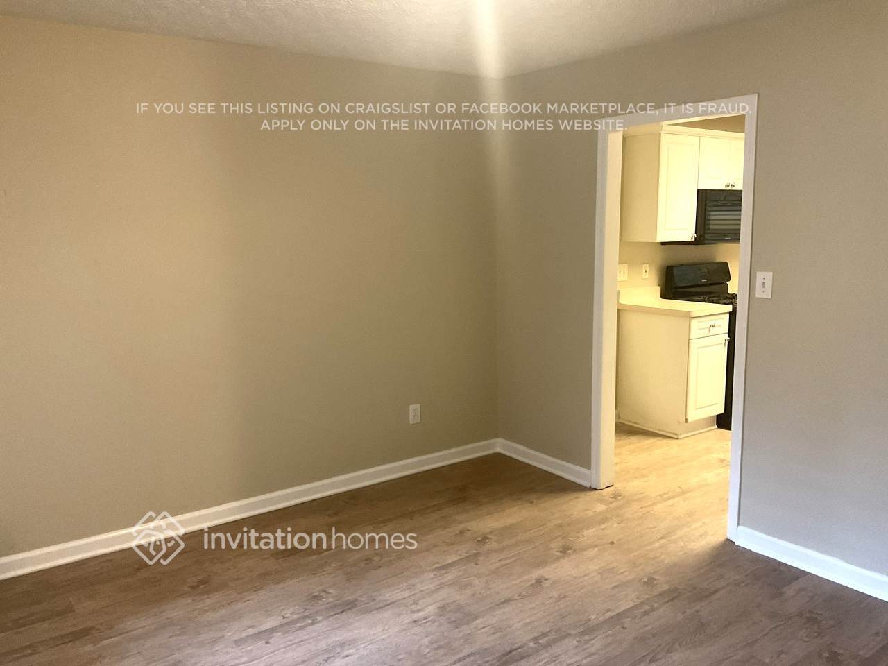 Building Photo - 135 Vantage Point