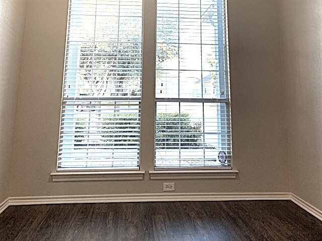 Building Photo - 5008 Odeum Ct