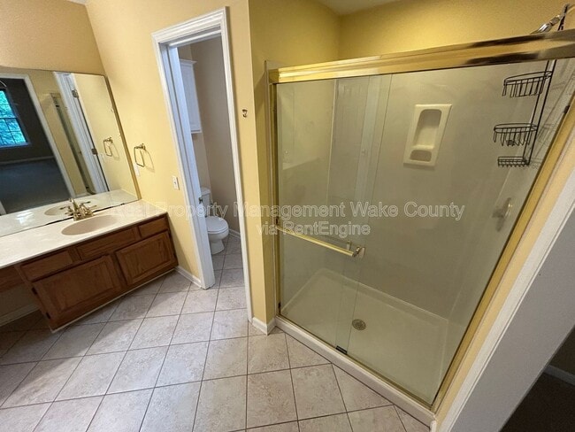 Building Photo - 106 Oak Spring Ct