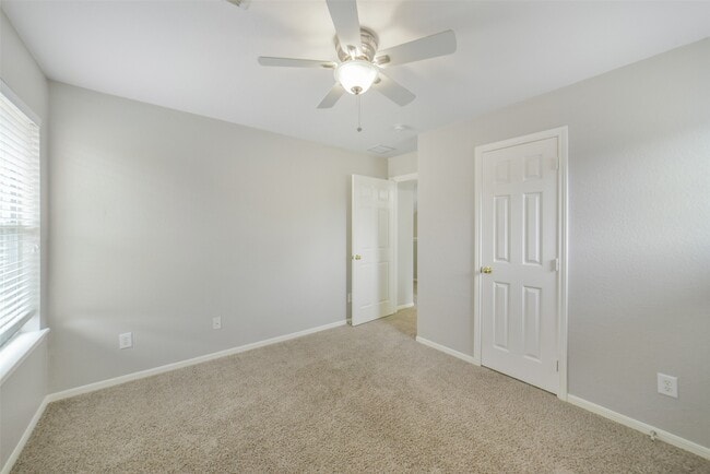 Building Photo - 21626 Shallow Glen Ln