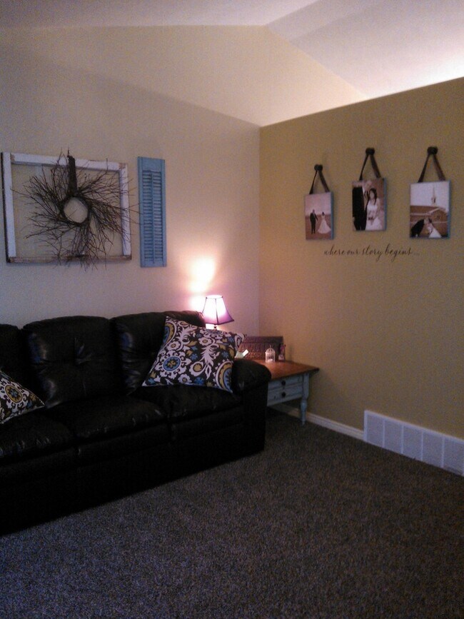 Building Photo - Beautiful  Home in Clinton for Rent