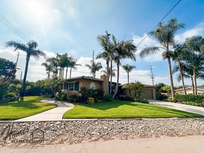 Building Photo - Homes Management 3bd, 1ba House for Rent