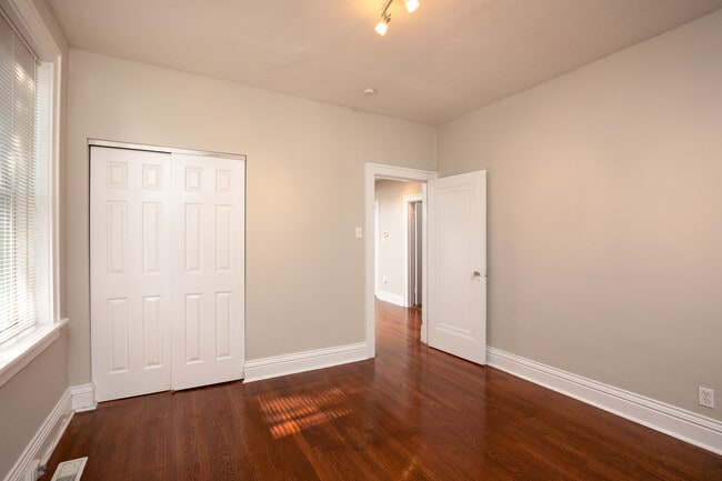 Building Photo - 4710 Arsenal St