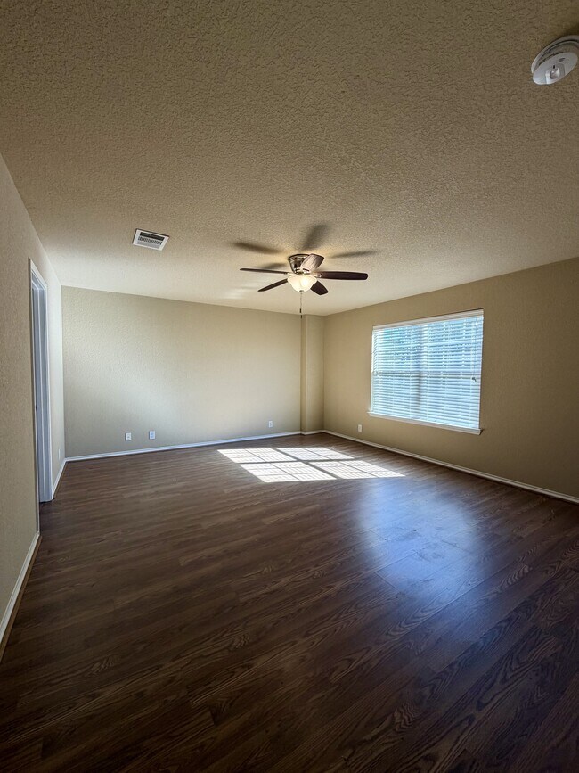 Building Photo - 7027 Fisherman Sky