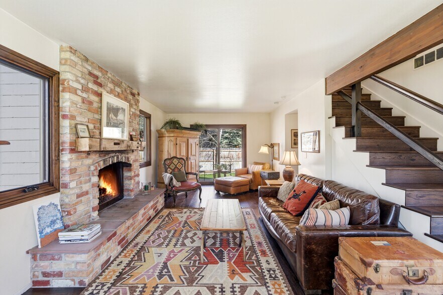 Building Photo - 2635 Little Kate Rd