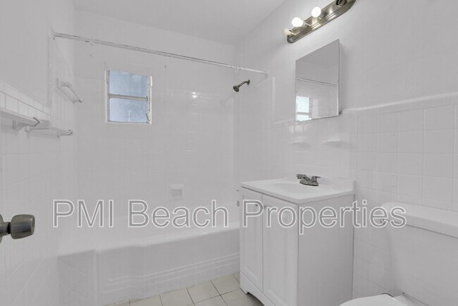 Building Photo - 522 18th St