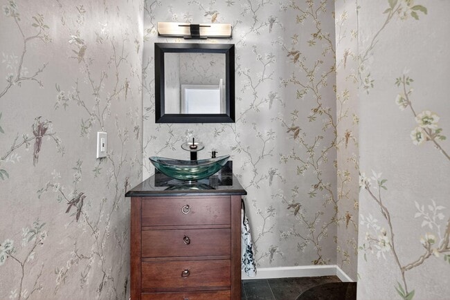 Building Photo - 1599 NW 14th Ave