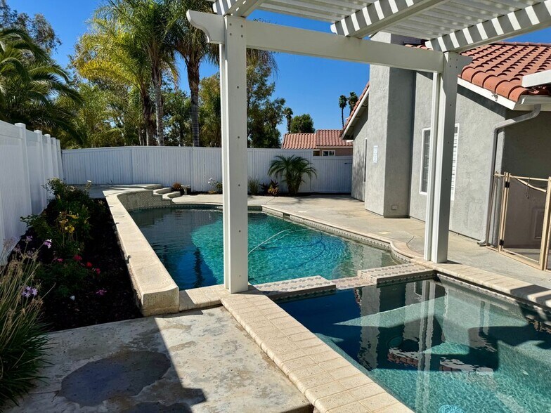 Building Photo - 28825 Corte Suerte