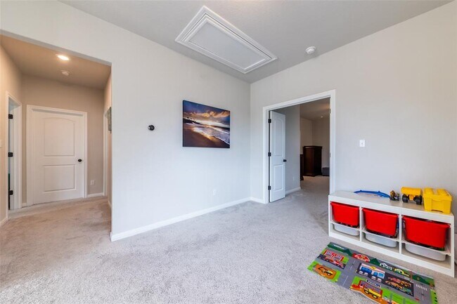 Building Photo - 2440 Berryville Ln