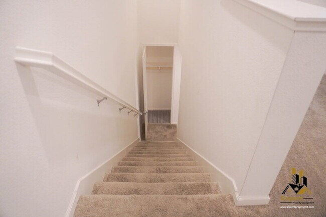 Building Photo - 2939 Limoges Walk