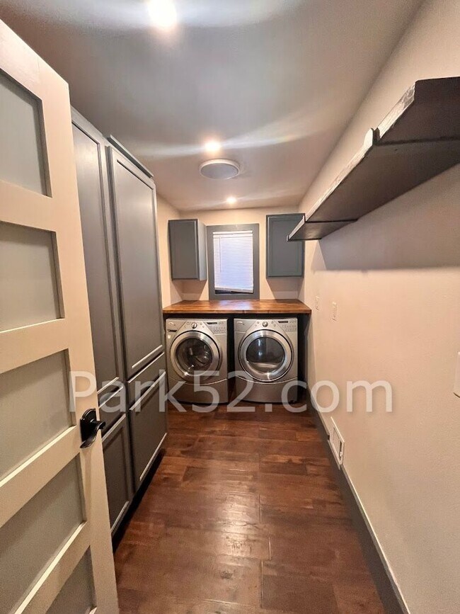 Building Photo - Beautiful Tacoma Single Family Home