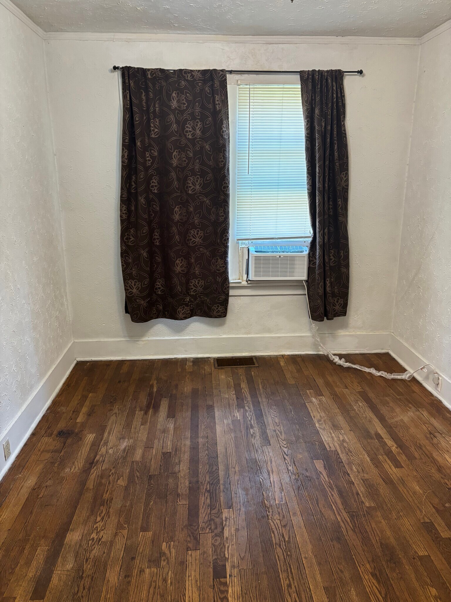 Bedroom #2 - 301 N Pacific St