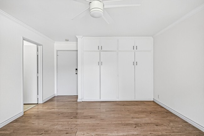 Interior Photo - 730 Magnolia Avenue