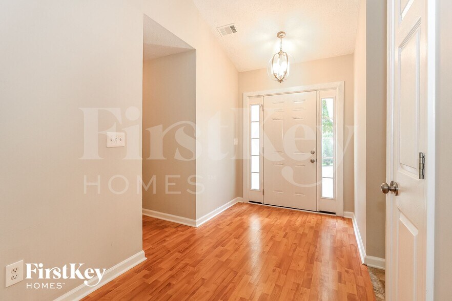 Building Photo - 101 Settlers Ridge Ln