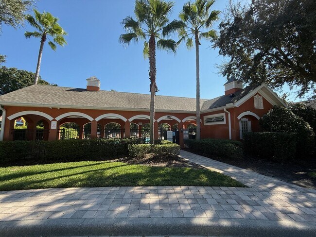 Building Photo - Beautiful Lake Mary 4 Bedroom home in Gate...