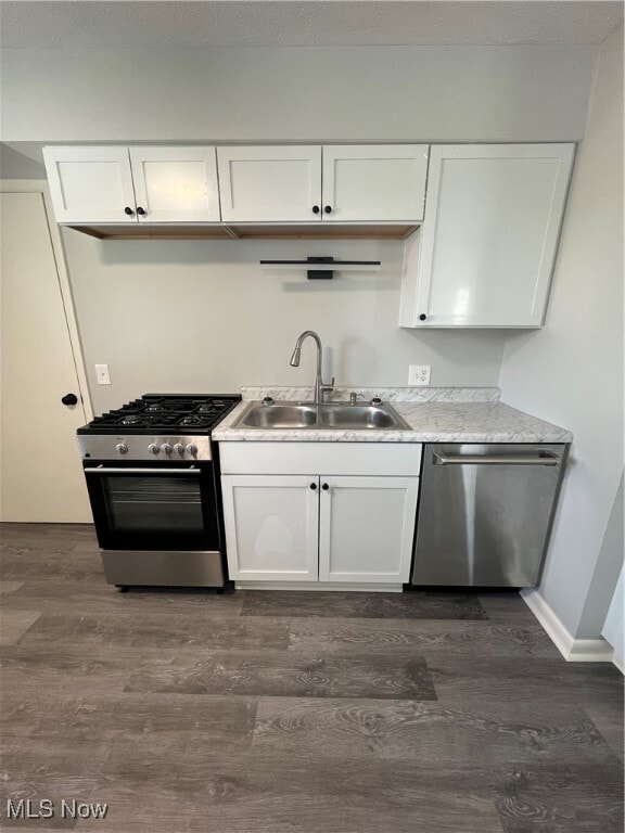 Building Photo - 2559 Edwin Ave