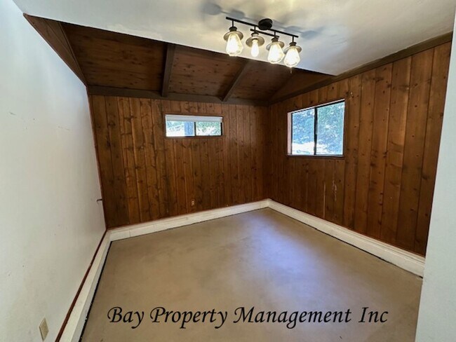 Building Photo - Unique Carmel Valley Horse Property!