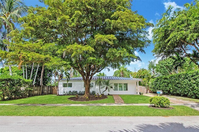 Primary Photo - 8120 SW 62nd Pl