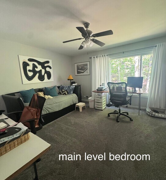 Building Photo - 585 Kings Peak Dr