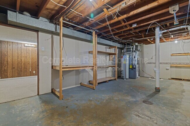 Building Photo - 1386 Fairmeadows Ln