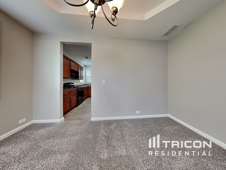 Building Photo - 3952 Margaux Dr