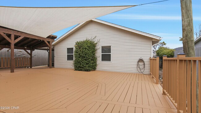 Building Photo - 7708 Shadow Bay Dr