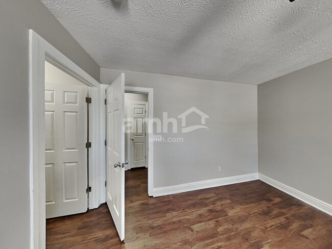 Building Photo - 6463 Winchester Highlands Dr