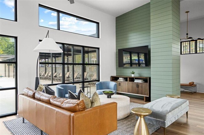 Building Photo - 1328 Breezy St SE