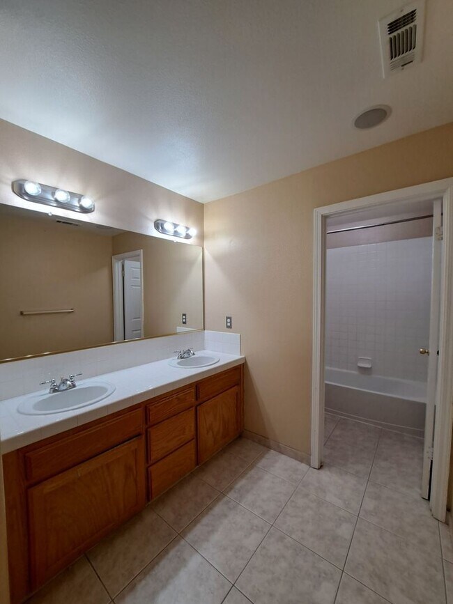 Building Photo - Move in Special: Half OFF your 1st Month's Rent! Elegant 4 Bedroom Home w/ Upstairs Loft Move in ...