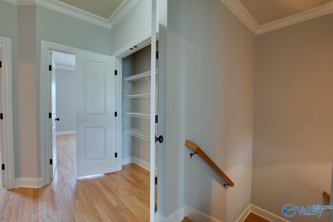 Building Photo - 6421 Lincoln Park Pl NW
