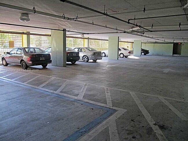 Building Photo - 816 NW 11th St