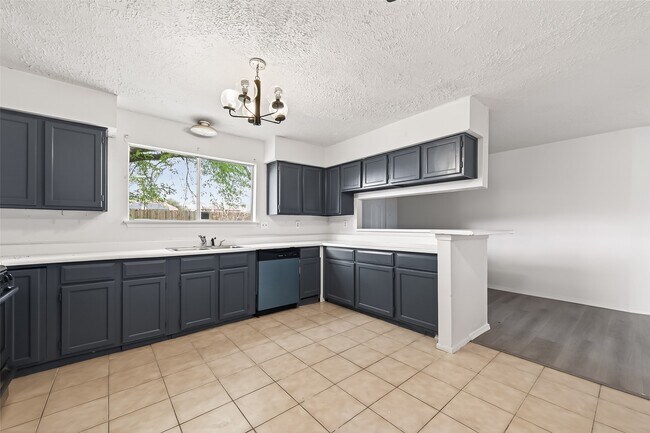 Building Photo - 710 Beechbend Dr