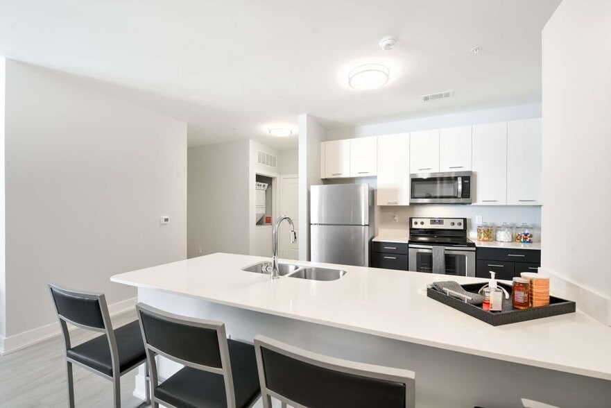 Kitchen - Buffalo at Arlington  