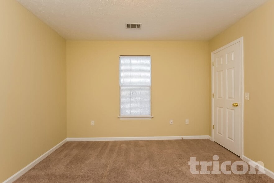 Building Photo - 7124 Crystal Creek Pl