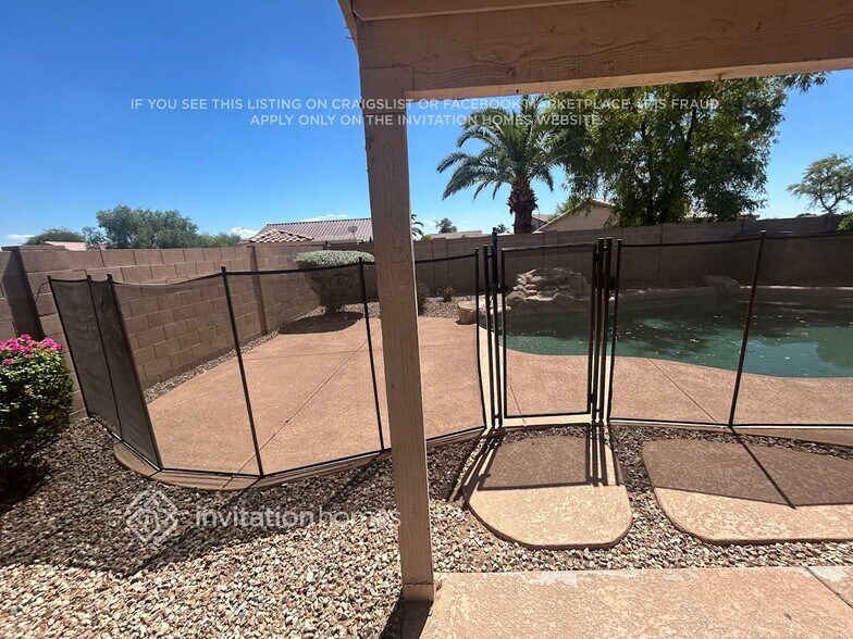 Building Photo - 9431 W Ironwood Dr