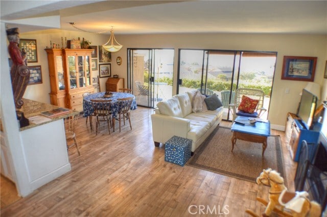 Building Photo - 146 Avenida Baja