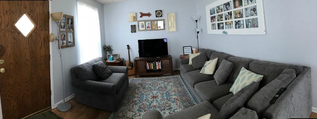 Building Photo - 1524 Dodge St