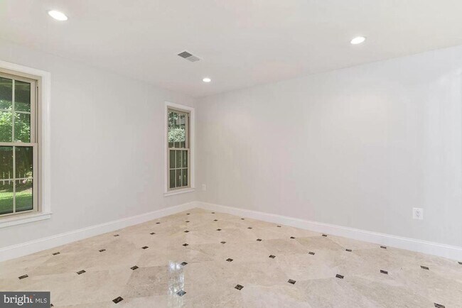 Building Photo - 10127 Crestberry Pl