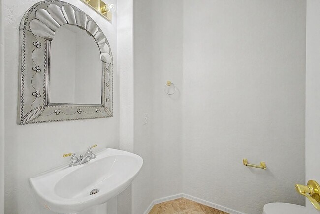 Building Photo - 7263 E Whispering Wind Dr