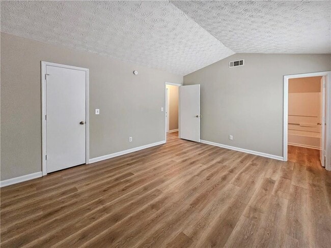 Building Photo - 7080 Greenbower Ln
