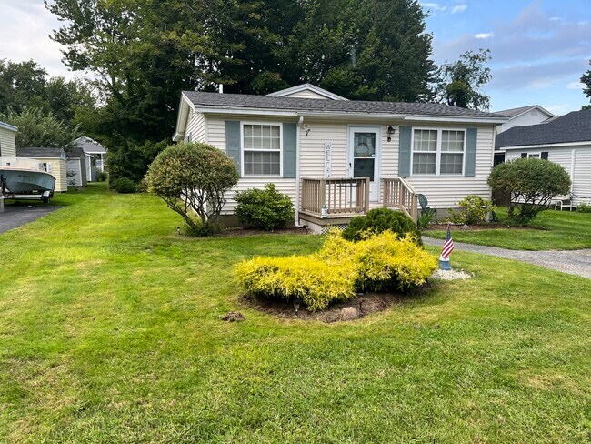 Building Photo - 47 Rest View Ln