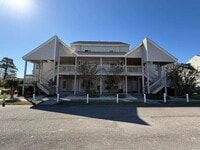 Building Photo - 1065 Plantation Dr W