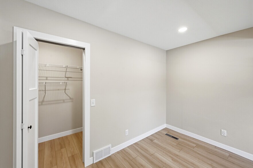 Second bedroom with walk-in closet - 12605 Main St