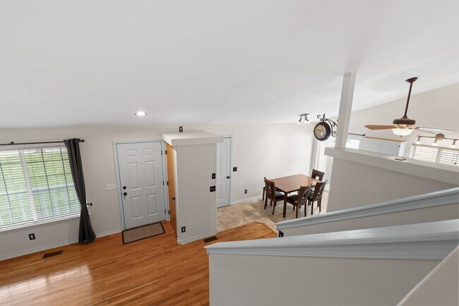 Building Photo - Liberty Lake 4 Bed 2 Bath Home that has been nicely updated