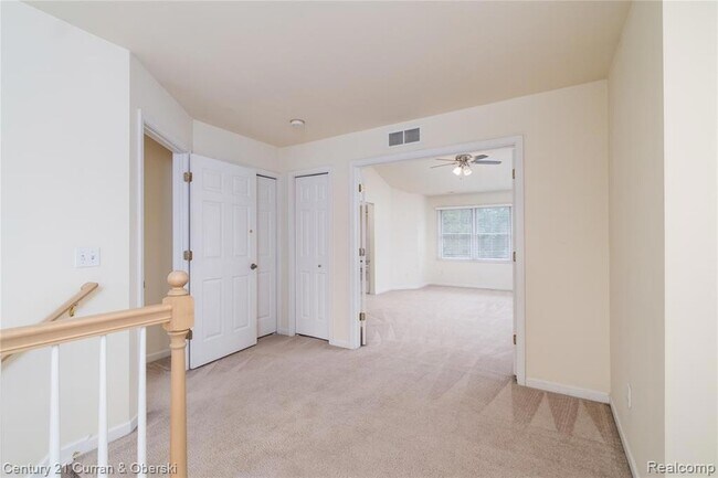 Building Photo - 50529 Beechwood Ct