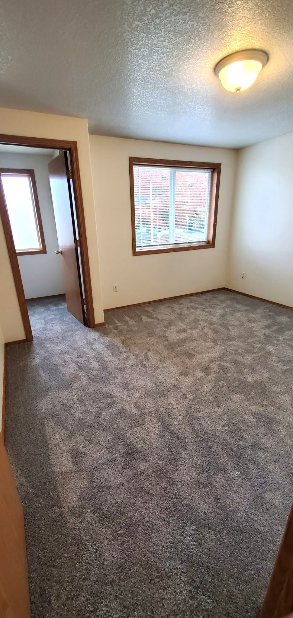 Primary Bedroom with walk in closet - 825 Maple St