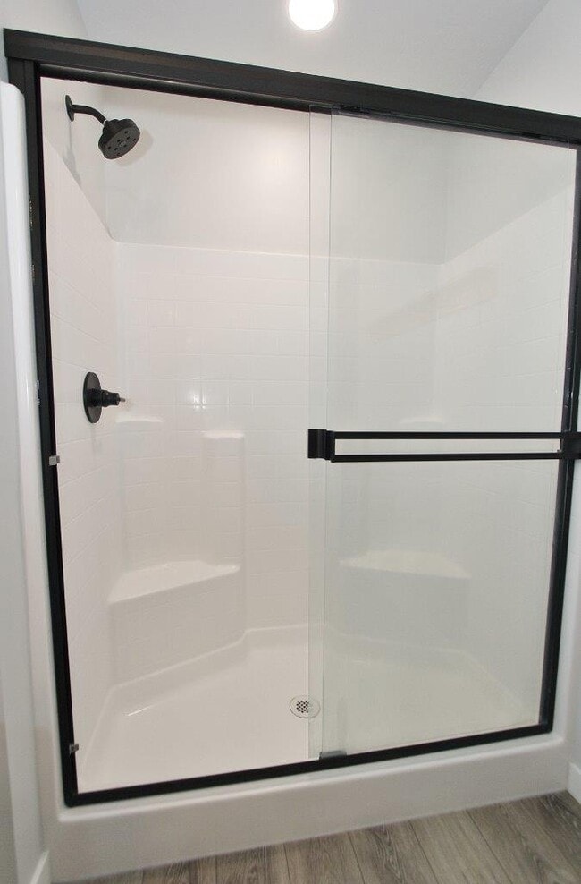 Building Photo - 6587 S Memory Wy