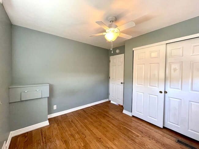 Building Photo - Amazing Littleton Bungalow